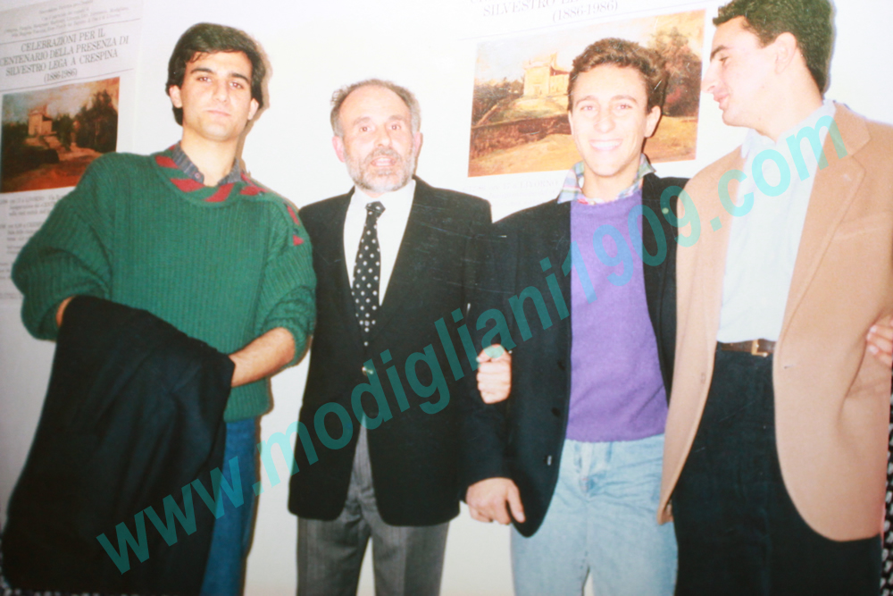 Carlo Pepi e i ragazzi dello scherzo del 1984 alla Casa Natale Modigliani