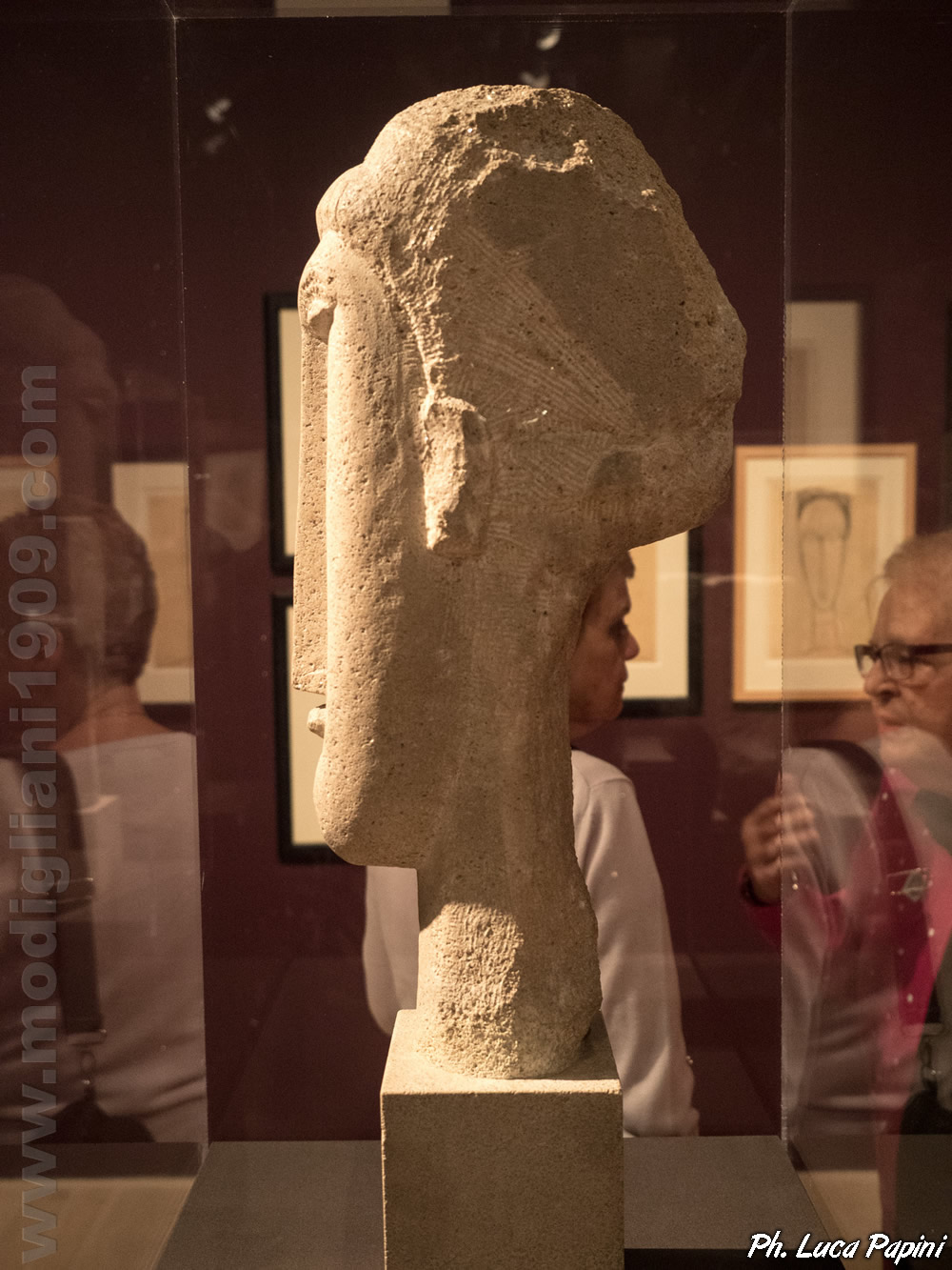 Woman's head (left side), Amedeo Modigliani, 1911 - 1912, Limestone, National Gallery of Art, Washington, D.C. (Chester Dale Collection)