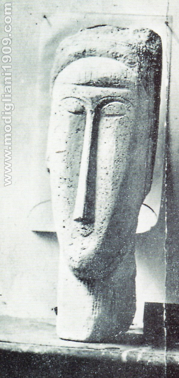 Photo of the Head by Amedeo Modigliani of Minneapolis Institute of Art taken in the Amadeo de Souza Cardoso atelier in 1911