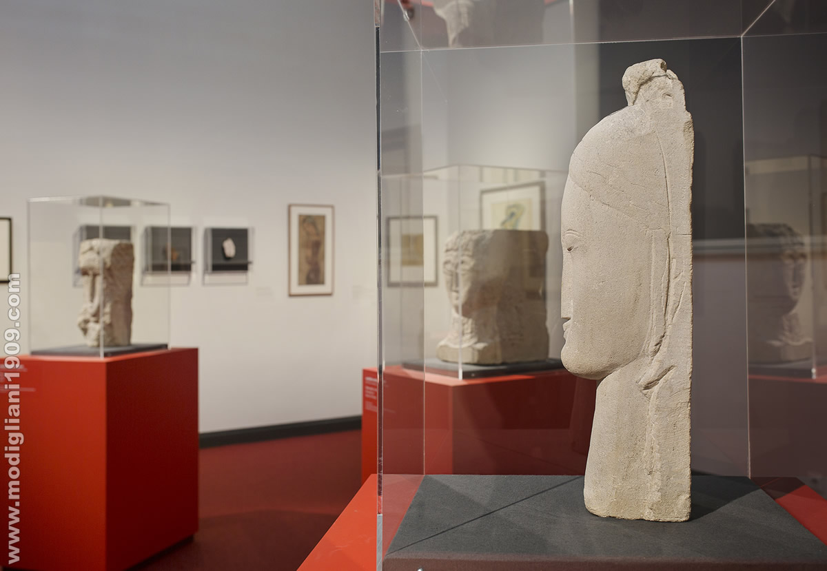 Head of a woman (left side), Amedeo Modigliani, 1911 - 1912, Euville stone, MNAM (Musée National d'Art Moderne – Centre Georges Pompidou) - Paris