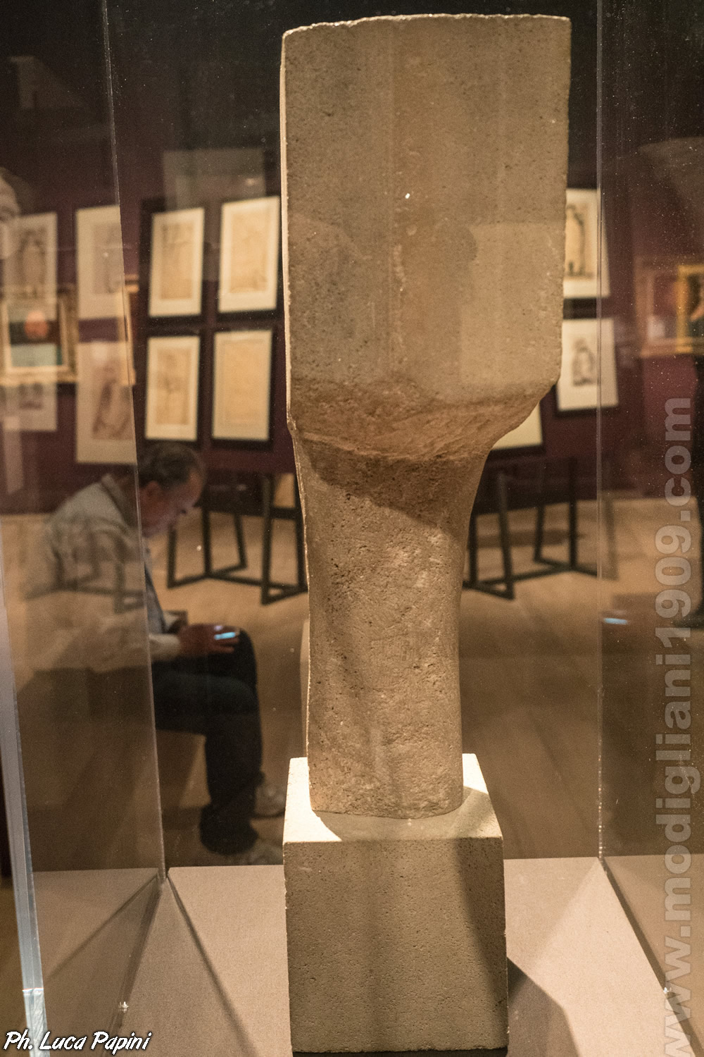 Head (back side), Amedeo Modigliani, 1911 - 1912, Limestone, Solomon R. Guggenheim Museum, New York