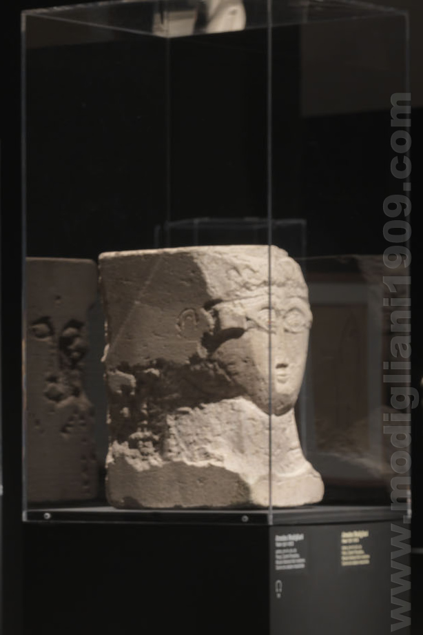 Head of a woman, Amedeo Modigliani, 1910 ca, stone, Musée national d'Art moderne (MNAM), Centre Georges Pompidou (Paris)