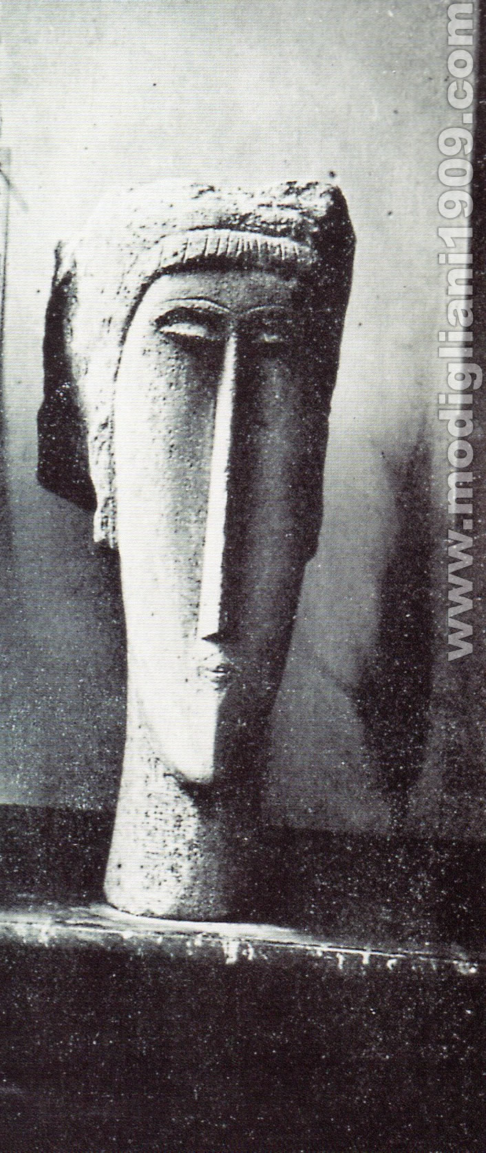 Head of a woman, Amedeo Modigliani, 1911 - 1912, ph taken in the atelier of Amadeo de Souza Cardoso atelier in 1911